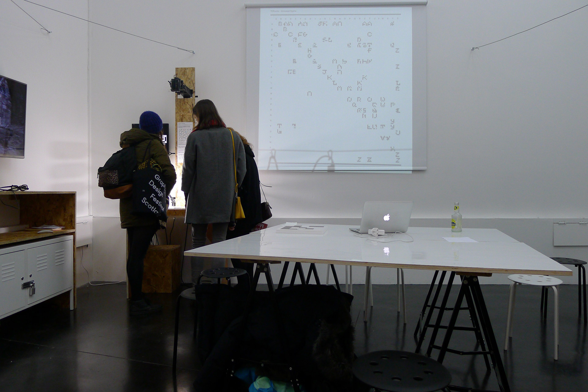 People using the game